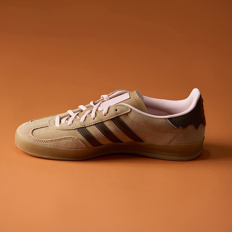 アディダス オリジナルス JR8028 ベージュ ブラウン  - Adidas Shoes Gazelle のレビューと価格
